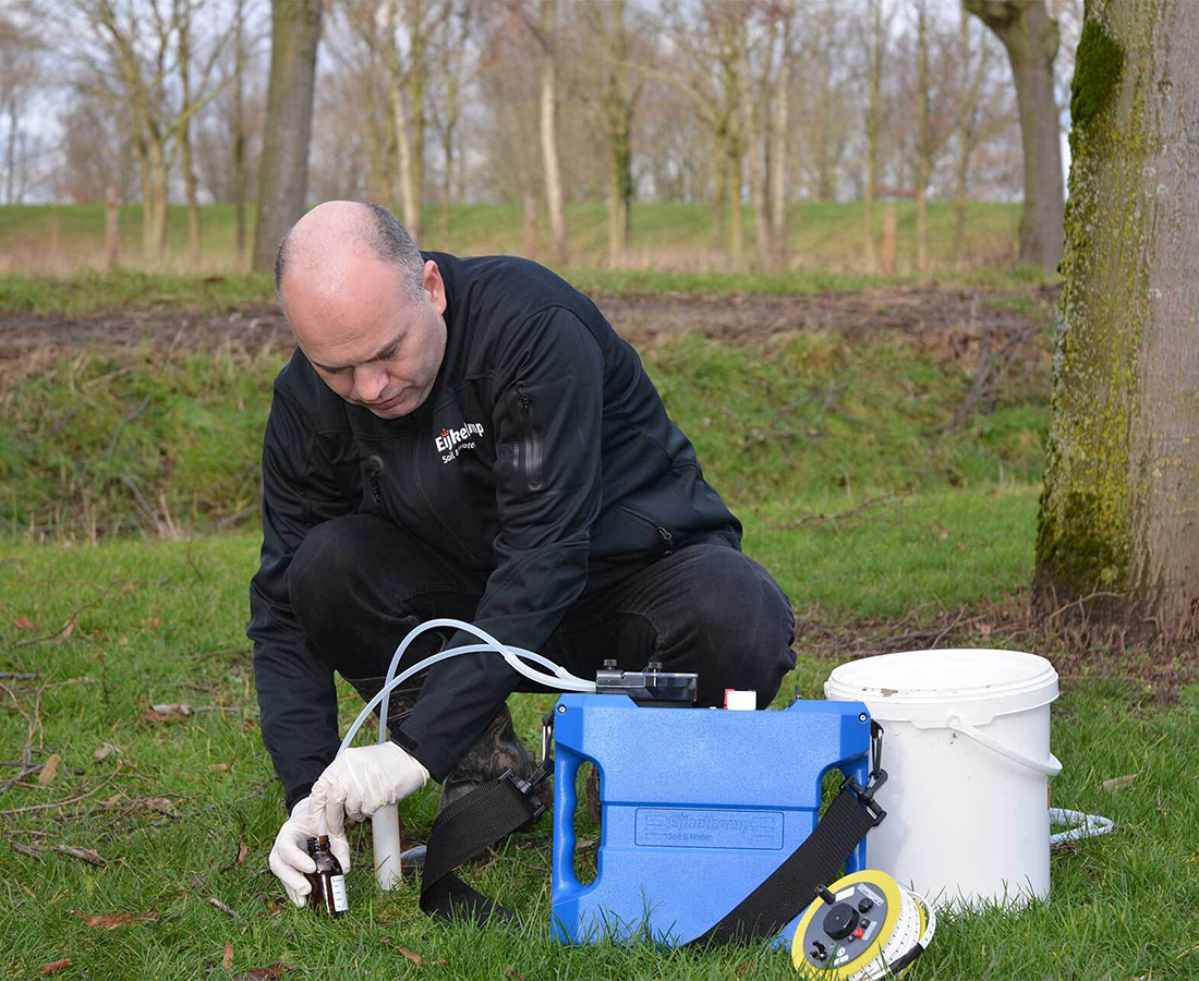 Dynteq-veldonderzoek-met-specialist_vk