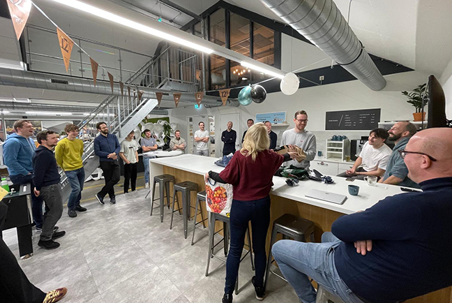 DYNTEQ_jubileum_2kol