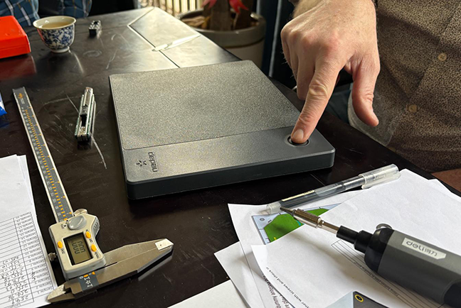 Dynteq_producent-bezoek2_2kol