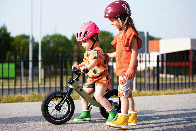 Dynteq_Vici_meegroeifiets_sfeerbeeld_2kol