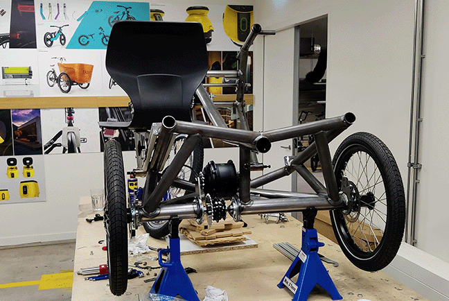 Dynteq_Huka_Orthros_prototype-5_2kol
