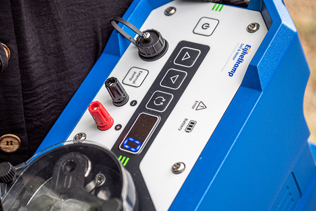 compact-peristaltic-pump_2kol